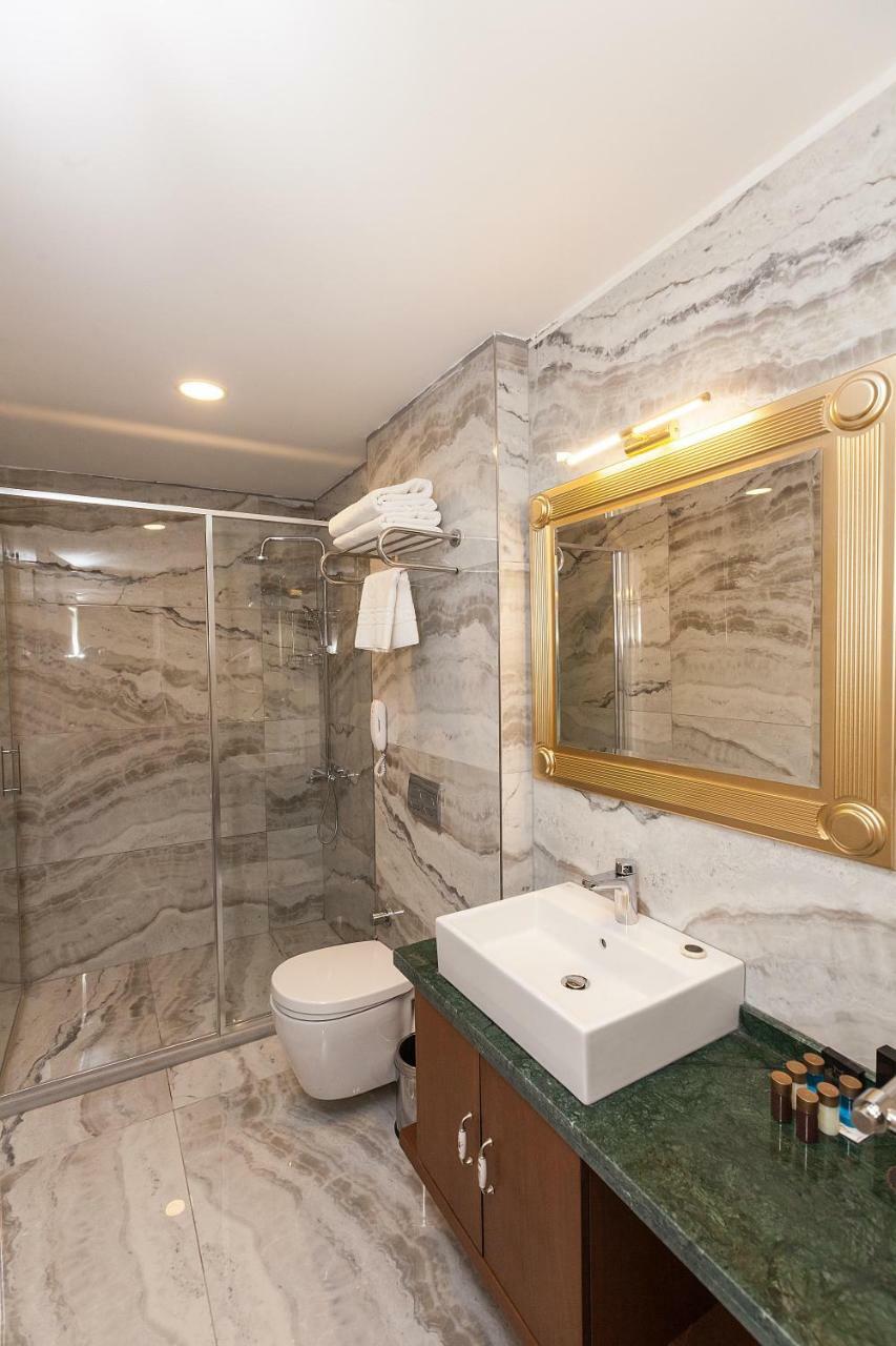 Meserret Palace Hotel - Special Category Isztambul Kültér fotó