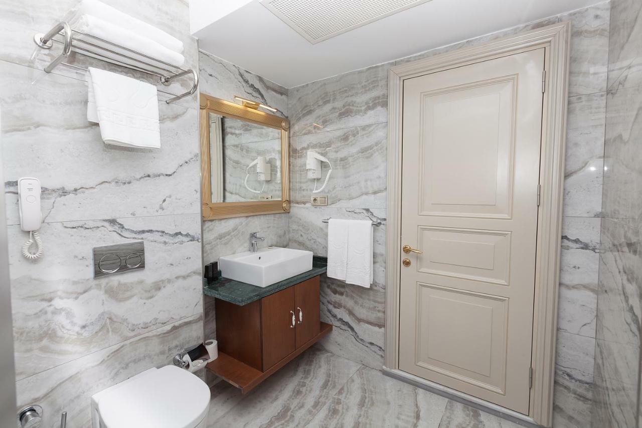 Meserret Palace Hotel - Special Category Isztambul Kültér fotó