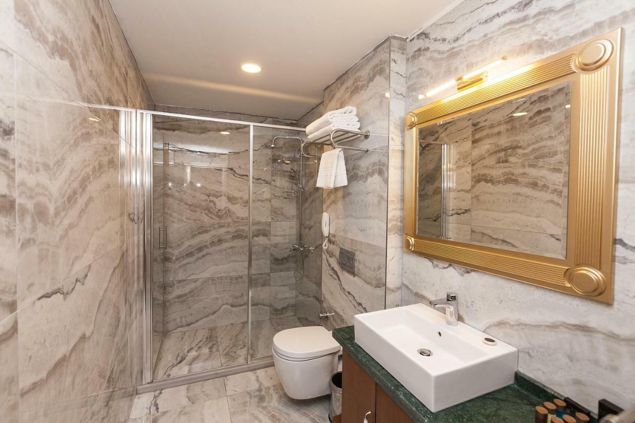 Meserret Palace Hotel - Special Category Isztambul Kültér fotó